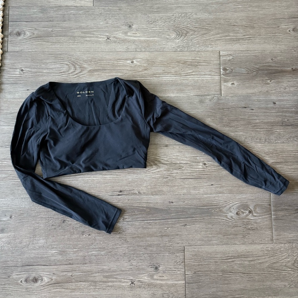 Aritzia TNA Golden Collection Long Sleeved Bra Top - Small